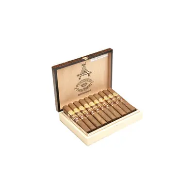 Montecristo 1935 Anniv Edicion Diamante Grande -10